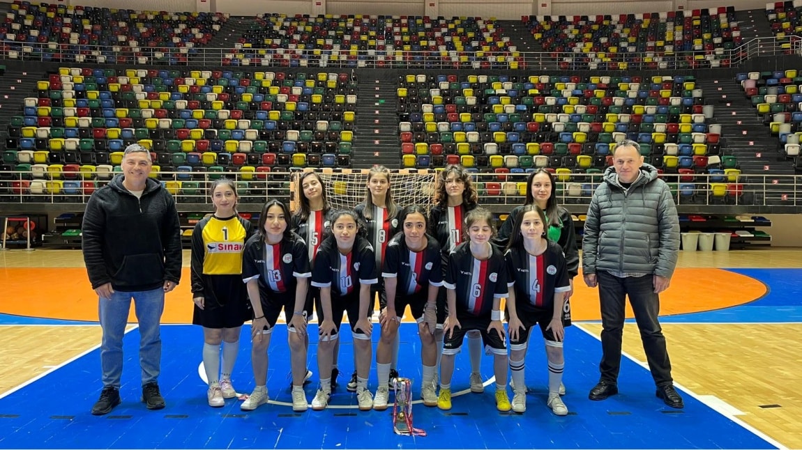 ÇAL’DAN FUTSAL’DA BAŞARI